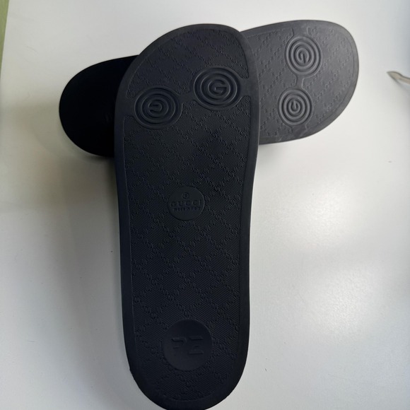 Gucci GG Supreme Tigers Slide Sandals Shoes Mens Size 12 Black Tiger Print Italy - Picture 11 of 15